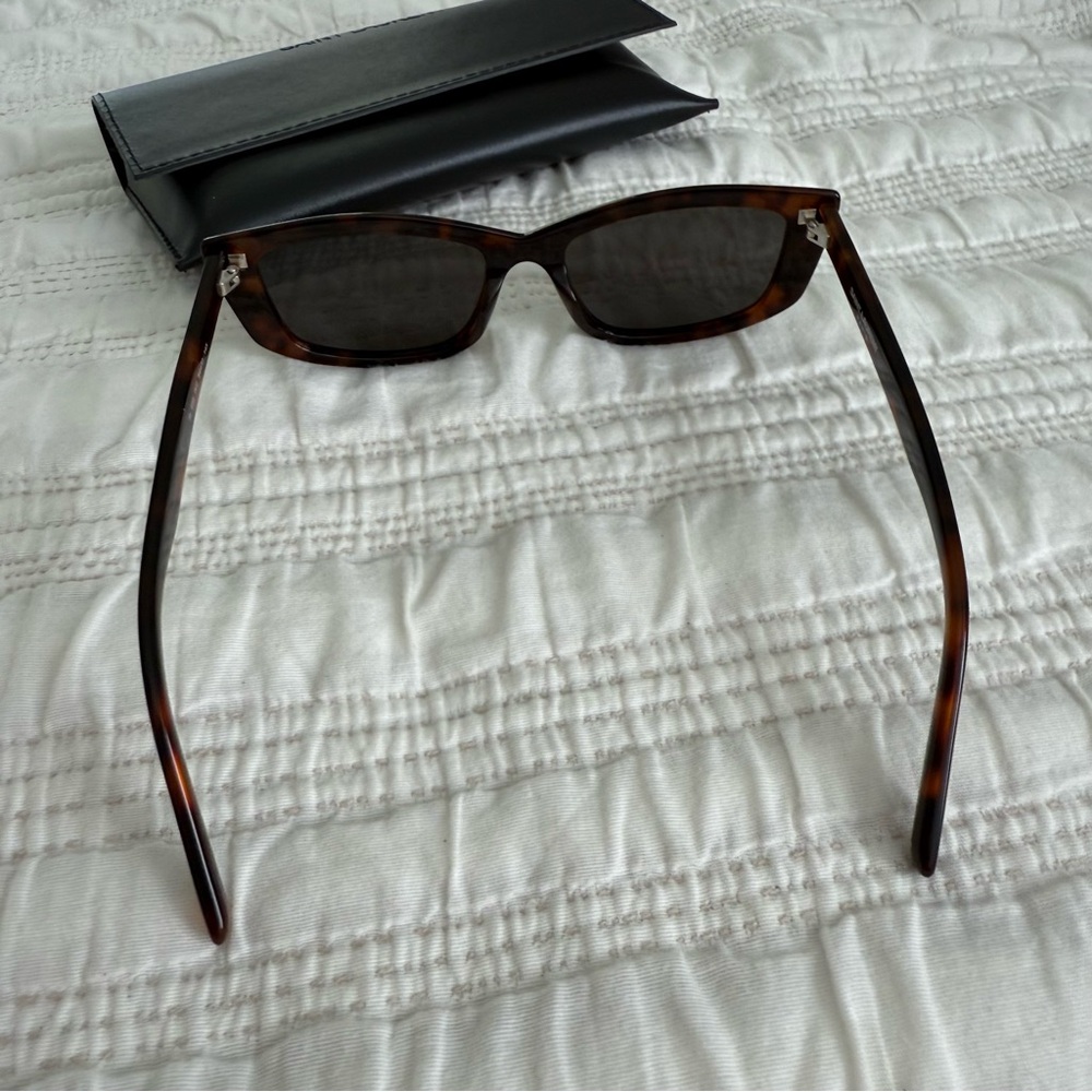 Saint Laurent 658 CAT EYE ACETATE SUNGLASSES‎ MEDIUN HAVANA/BLACK - Picture 12 of 14